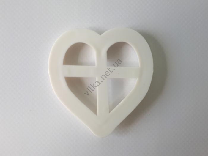 Вырубка кондитерская пластмассовая Сердце 6 см.