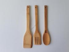 Набор кухонных принадлежностей деревянный из 3-х (ложка+2 лопатки) L 29 cm.